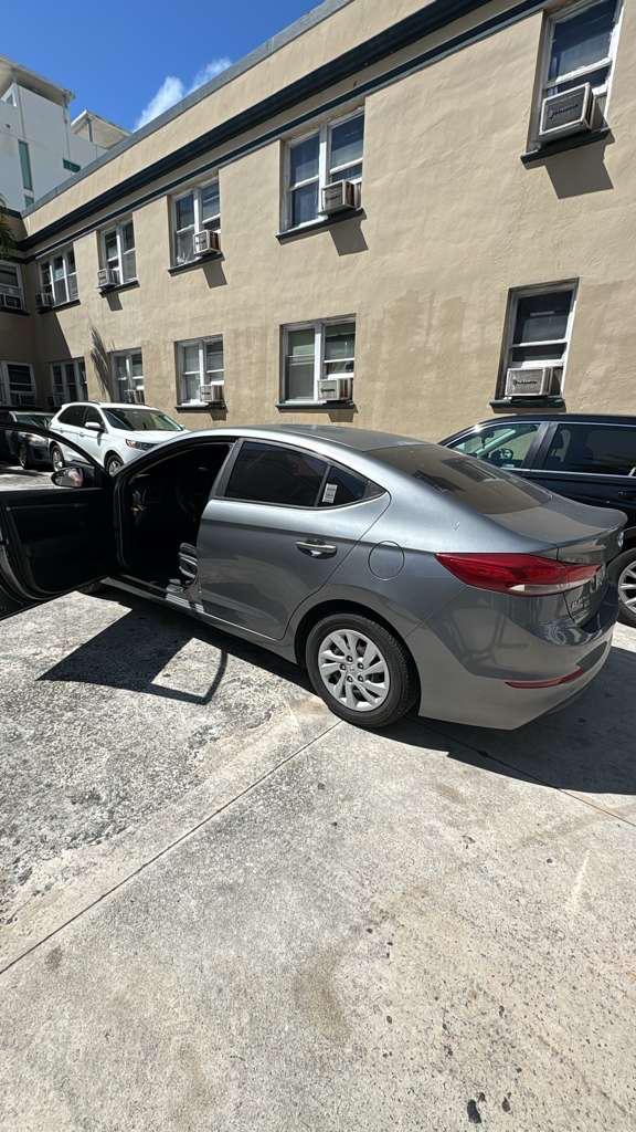Hyundai Elantra 2018